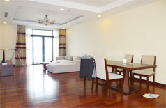 03 bedroom apartment in high floor of Royal City urban area 