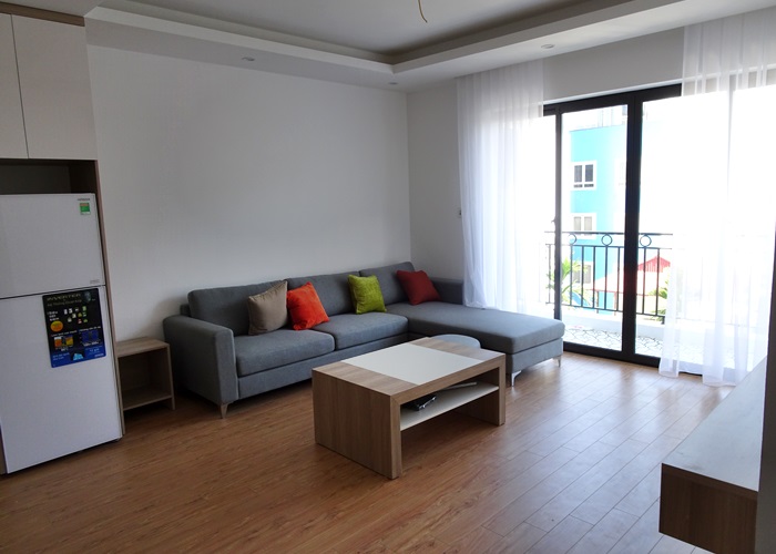 2br apartment for rent with full furniture in Au Co Hanoi