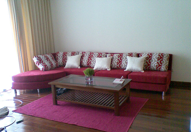 2 bedroom apartment with full of furniture in Vincom Ba Trieu 