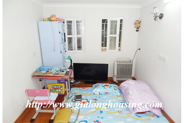 Very cozy and fully furnished house for rent in Chua Lang 9