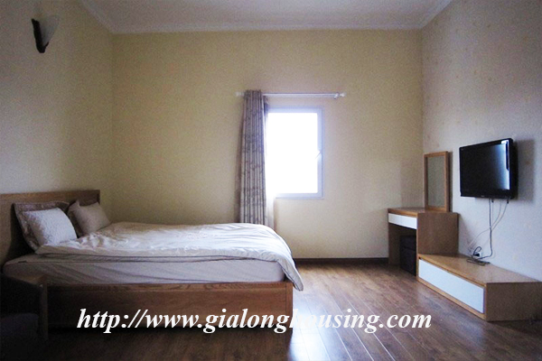 02 bedroom apartment for rent in Hue street,Hoan Kiem district 12
