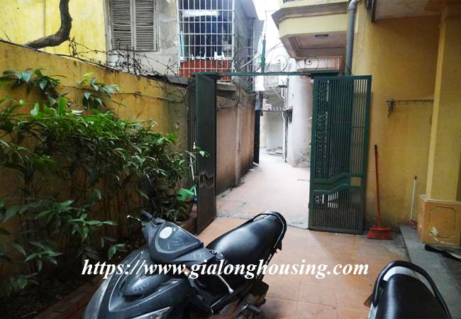 Quiet and cozy house in Thanh Cong for rent 5