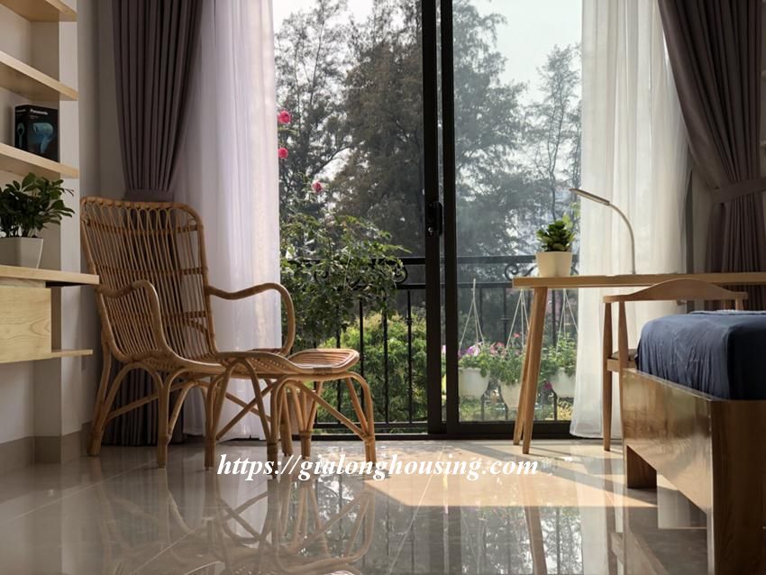 Brand new studio apartment at the corner of Hoang Quoc Viet and Nguyen Phong Sac 8