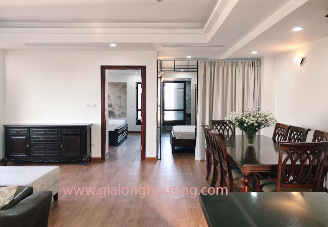 Lake view apartment for rent in Truc Bach area,Ba Dinh district 5
