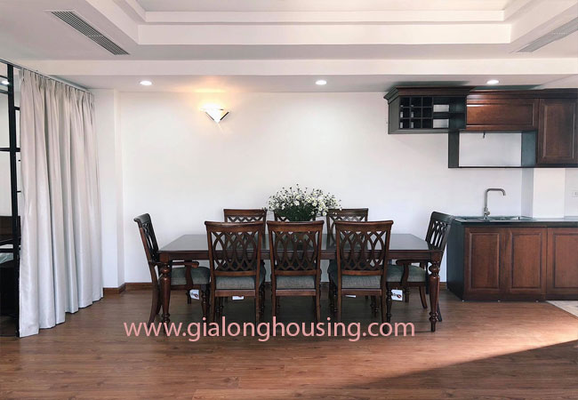 Lake view apartment for rent in Truc Bach area,Ba Dinh district 6