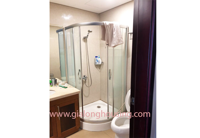 Modern fully furnished 03BRs apartment for rent at Royal City, good prices 11