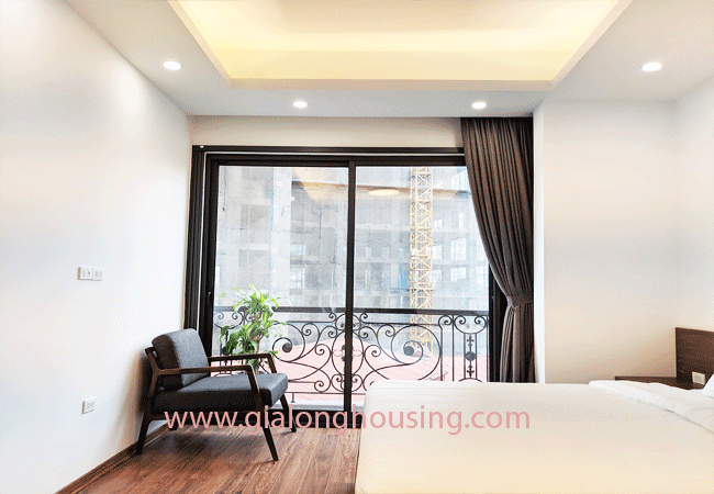 Luxury 01 bedroom apartment for rent in Ba Dinh district 9