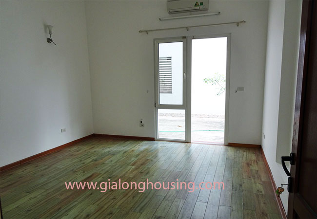 Unfurnished house for rent in Tay Ho district, lake view 18