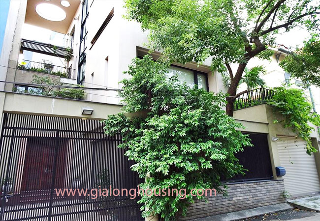 Gorgeous large house for rent in Vuon Dao urban 2