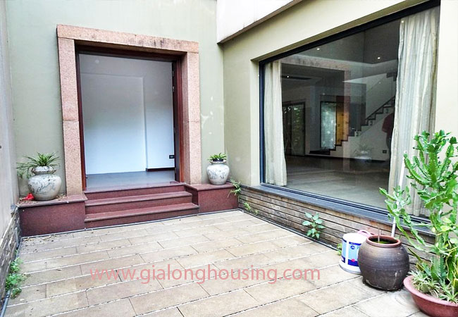 Gorgeous large house for rent in Vuon Dao urban 4