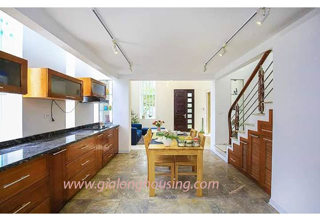 Garden house for rent in Tay Ho district 8