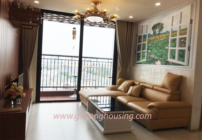 03 bedroom apartment for rent in Vinhomes Green Bay 1