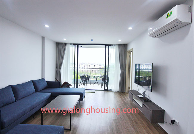 Lake view apartment for rent in Trinh Cong Son street 2