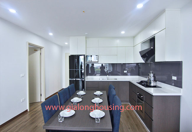 Lake view apartment for rent in Trinh Cong Son street 6