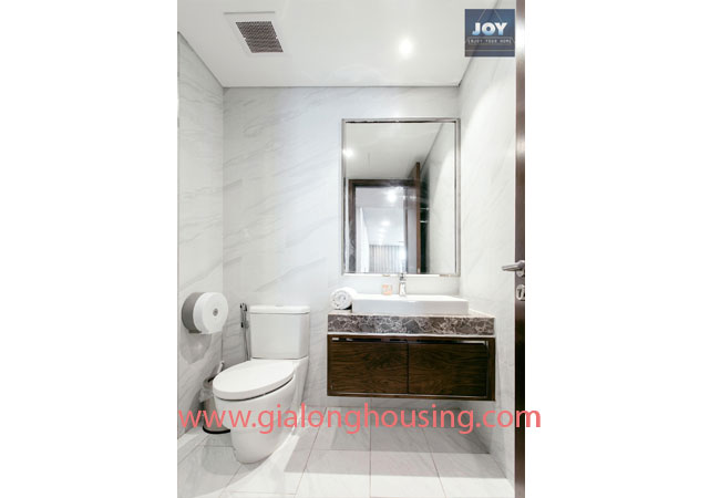 Luxury 03 bedroom apartment for rent inn Sun Ancora Luong Yen 9