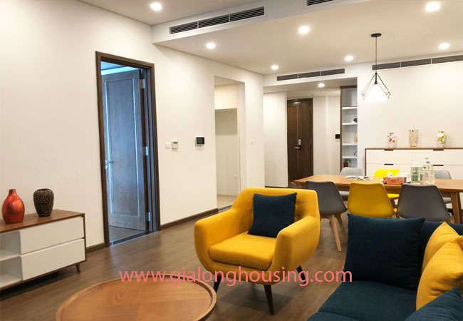Nice furnished 02 bedroom apartment for rent in Sun Ancora Luong Yen 2