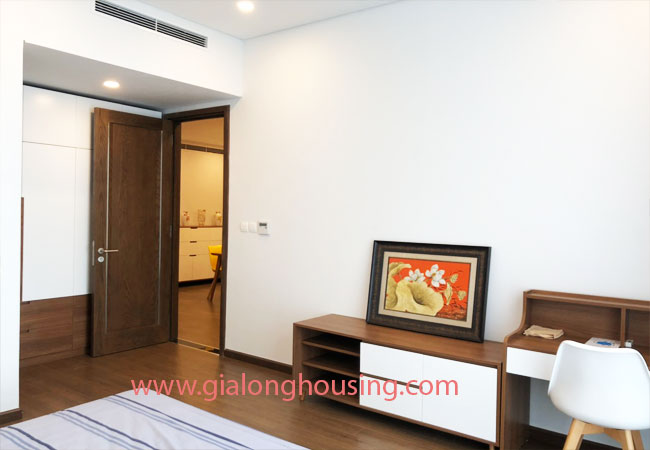 Nice furnished 02 bedroom apartment for rent in Sun Ancora Luong Yen 8