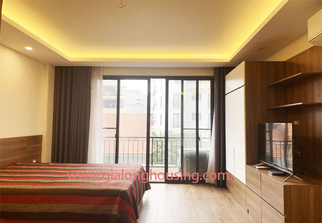 Cheap 02 bedroom apartment for rent in Truc Bach Area 9