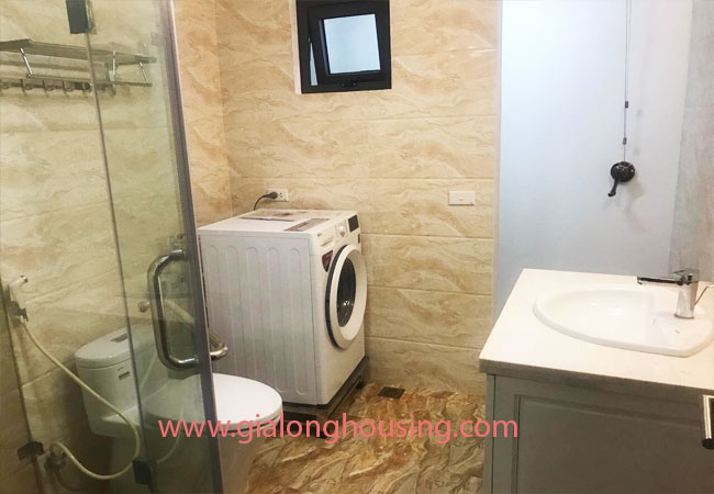 One bedroom apartment for rent in Hoang Hoa Tham street, Ba Dinh district 7