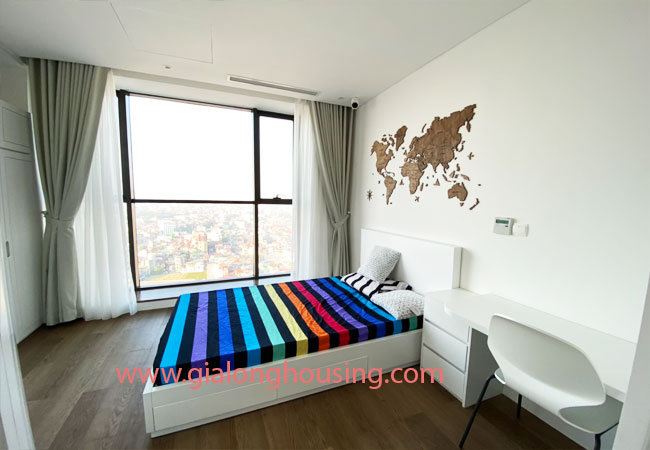 Luxury apartment for rent in Sun Ancora Luong Yen 11