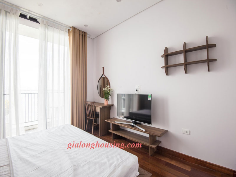Lake view 02 bedroom apartment for rent in Truc Bach area 10