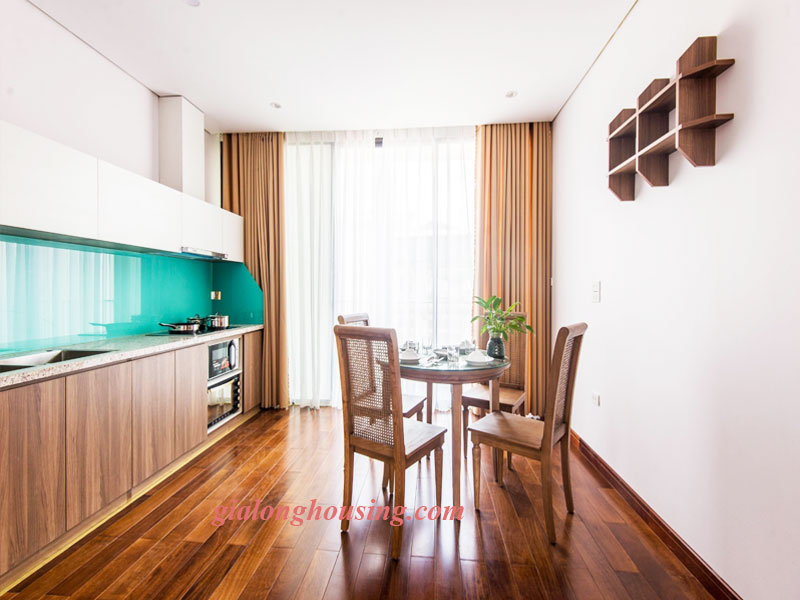 Lake view 02 bedroom apartment for rent in Truc Bach area 4