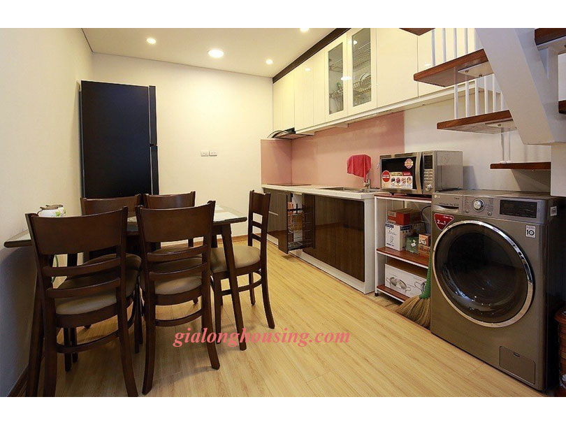 Nice house with big Yard for rent in Tay Ho district 7