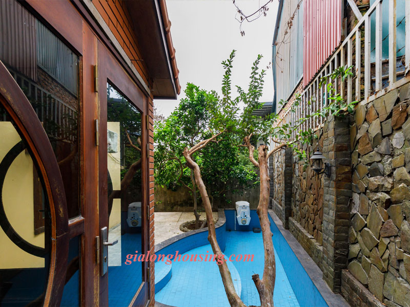 House with swimming pool and garden for rent in Tay Ho district 14