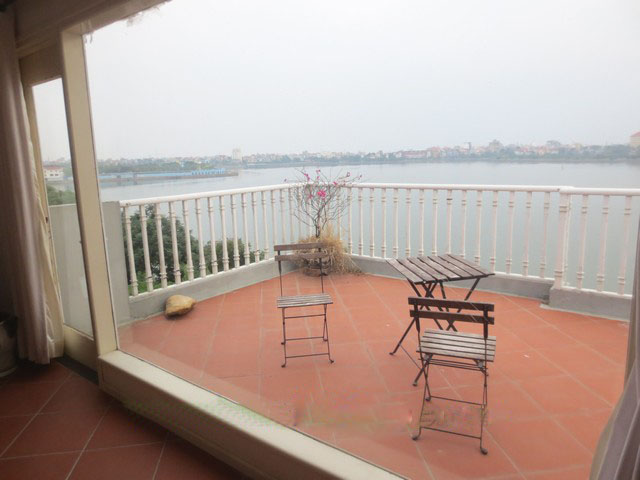 Apartment for rent with large balcony in Tay Ho Hanoi