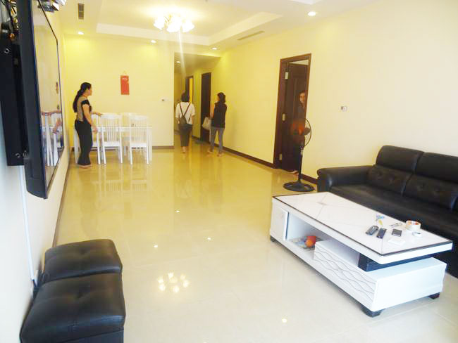 Big apartment in R5 low floor for rent immediately 