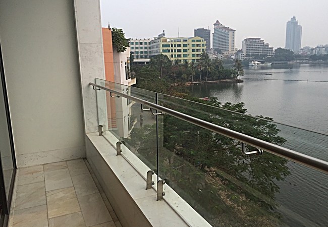 Brand new serviced apartment in Yen Phu village 
