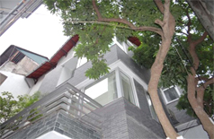 Charming house for rent in Tay Ho district with full furniture 