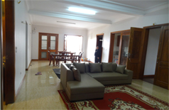 Cheap apartment for rent in Tay Ho district,03 bedrooms