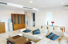 Cozy apartment for rent in Golden Westlake Tay Ho 