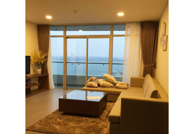 Fabulous lake view apartment for rent in WaterMark Lac Long Quan