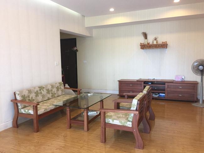 Fully furnished apartment in Golden West lake building 