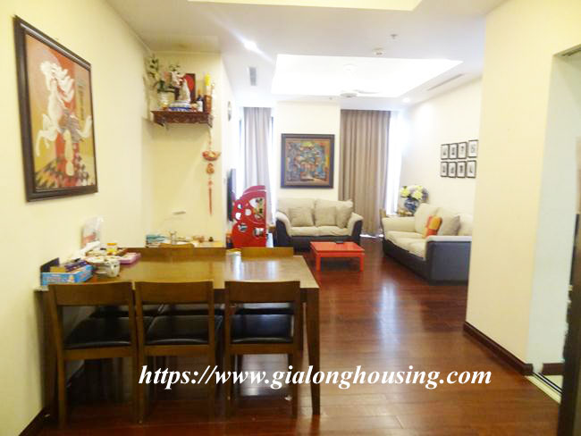 Fully furnished apartment in R1 building, Royal City  