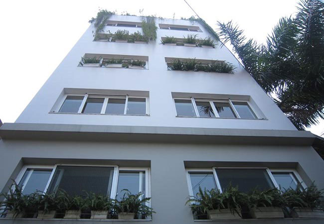 Furnished apartment for rent in peaceful lane of Au Co street 