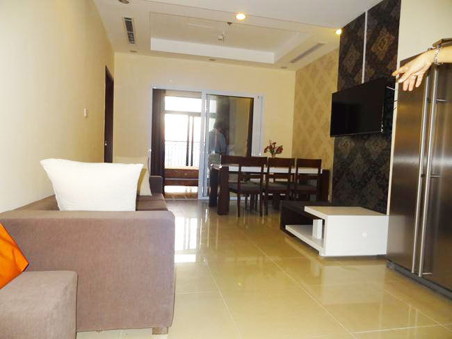 High floor apartment in R4 Royal City for rent 