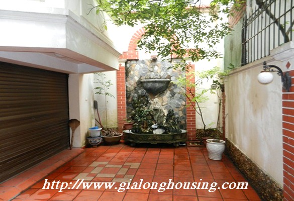 Hoang Hoa Tham house for rent 