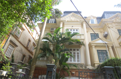 House with Courtyard for rent in Tay ho hanoi,4 bedrooms