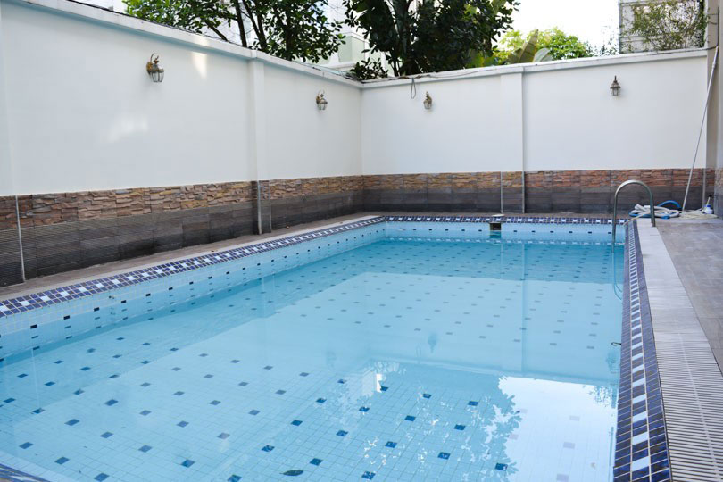 Huge swimming pool villa for rent in Ciputra