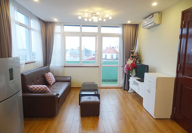 Serviced apartment in Hanoi on the highest floor with beautiful yard