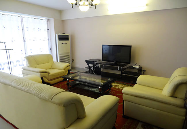 Serviced apartment in Tu Hoa Hanoi with swimming pool on the terrace 