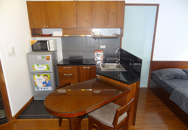 Serviced studio apartment in Linh Lang for rent 