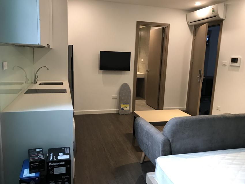 Studio apartment for rent in Tay Ho street: BRAND NEW 